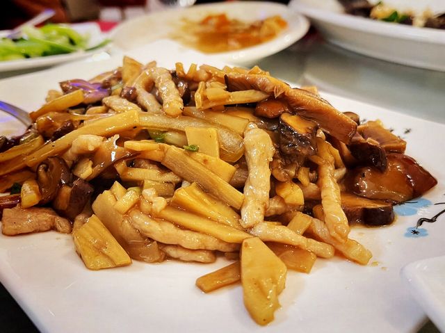 義大利巴都亞 中餐館 家乐福美食城（antica cina）