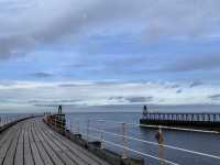 🏰 Whitby Harbour East Lighthouse 🌊