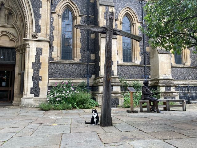 Reflective Visit to Southwark Cathedral ⛪🌿