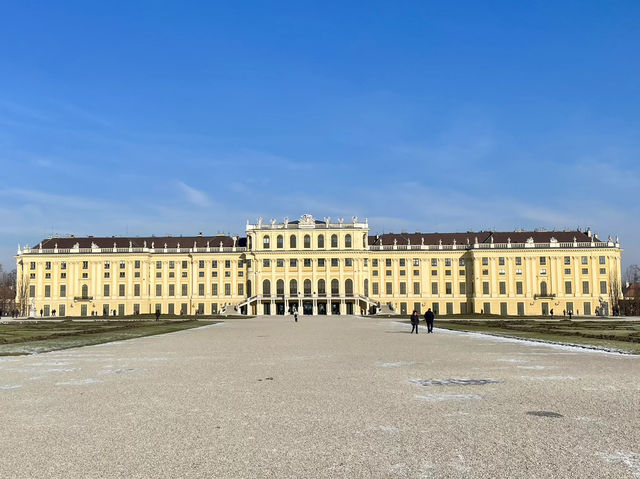 Visiting Schönbrunn Palace