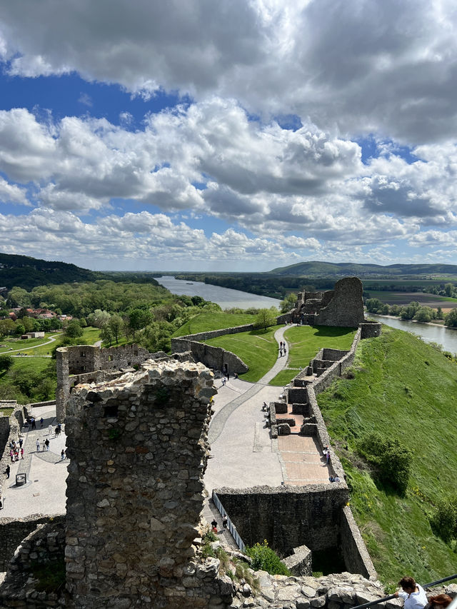 Day adventure to Devins Castle