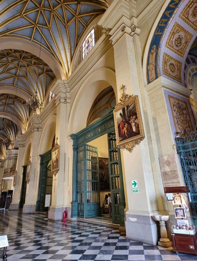 해외여행 페루 리마 Museo catedral de Lima