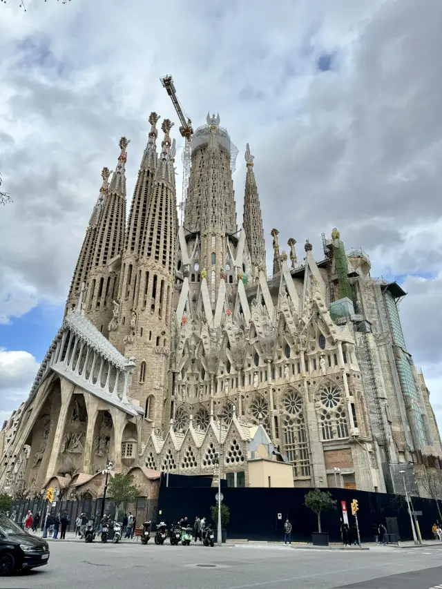 Who doesn’t love Barcelona?! 🇪🇸 