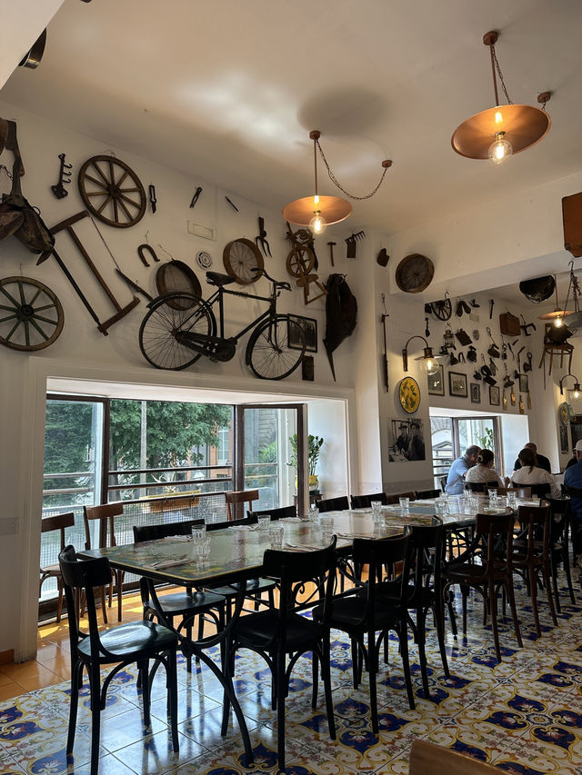 “A Slice of Naples: Heartfelt Flavors & Warm Vibes at San Carlo 🍕🇮🇹”