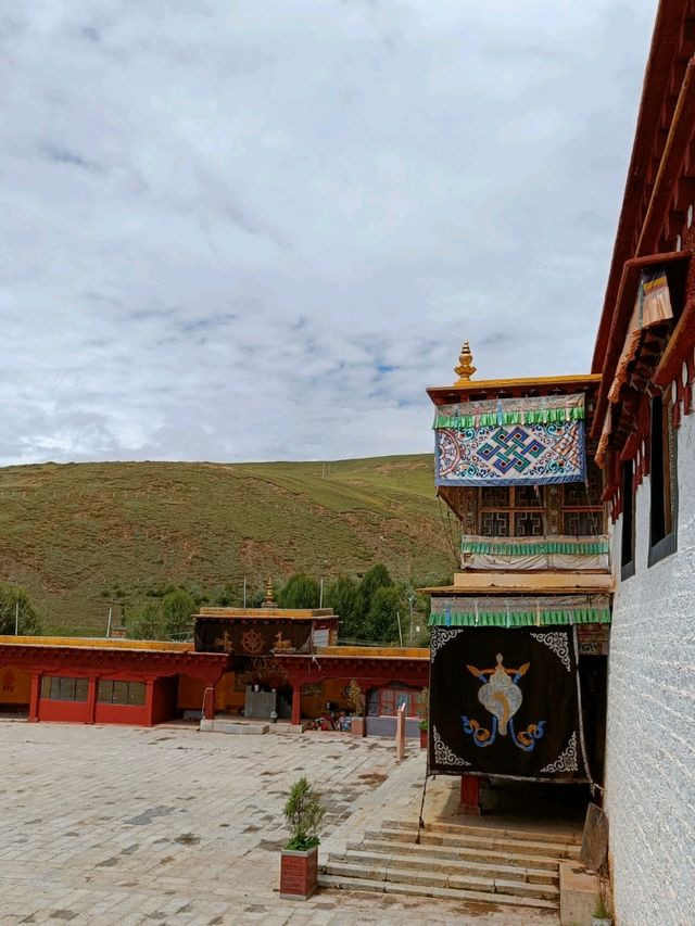 Litang - Tibet on 4000 meters elevation!