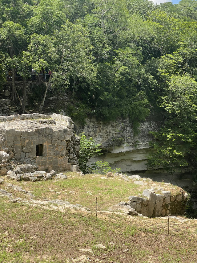 Exploring Chichen Itza: Ancient Wonders of the Yucatán
