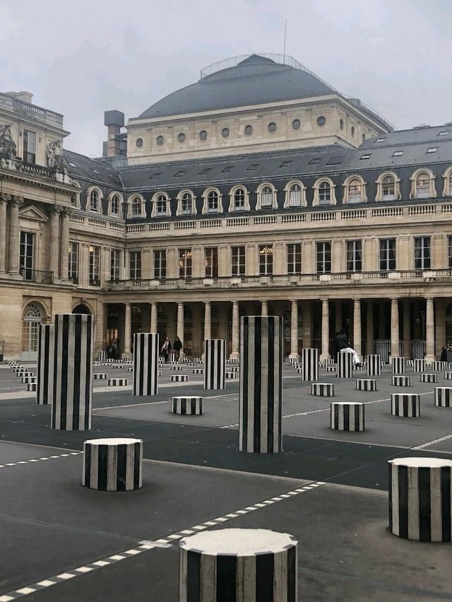 Spooky Striped Shadows: Halloween Tips & Tricks at Palais Royal, Paris 👻 Spooky Striped Shadows: Halloween Tips & Tricks at Palais Royal, Paris 👻
