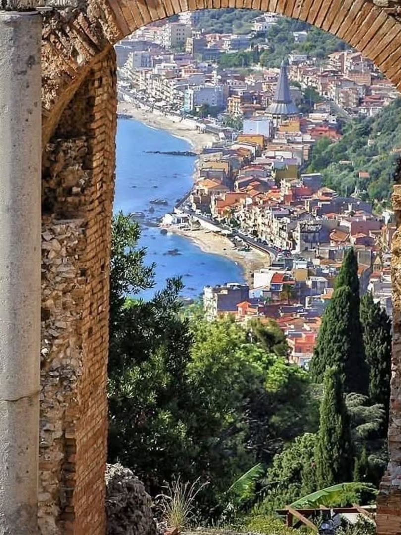 イタリアへの春の旅 | Trip.com タオルミーナ