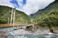 怒江大峽谷旅遊：一次尋找神秘峽谷與自然之美的旅行，你準備好了