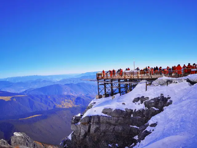 A day trip to Yulong Snow Mountain in Yunnan, experiencing the majesty and mystery of nature