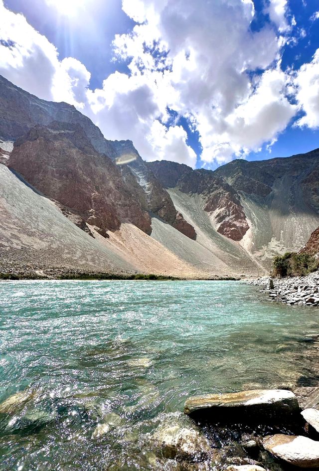 探秘帕米爾高原：壯麗景點盡覽，震撼心靈的旅程！