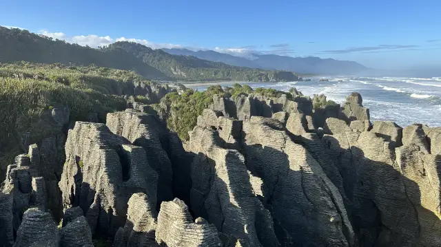 A glance at thirty thousand years - Thousand Layer Rock