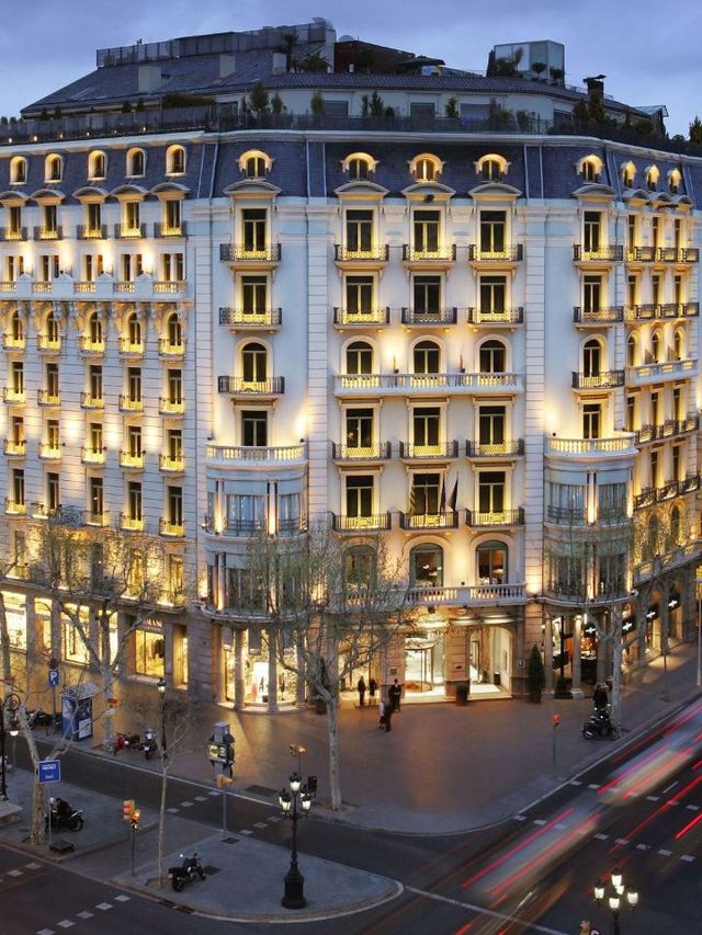 🌟✨ Barcelona Bliss: Luxe Stays at Majestic Hotel 🛍️🏨