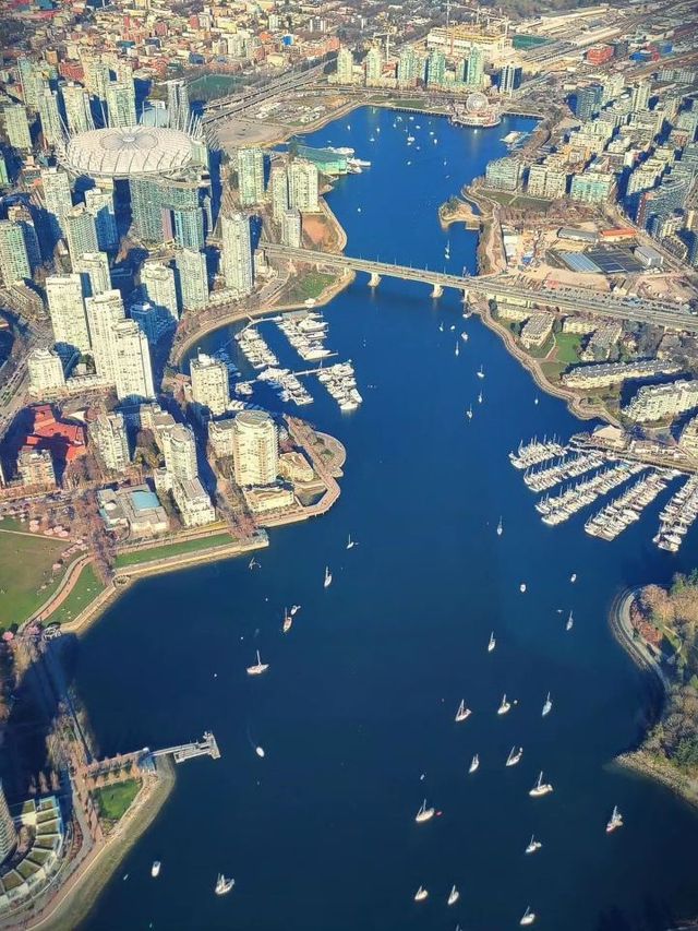 Vancouver's Summer Magic: Sky-high Views and Beach Vibes 🌞🏖️🇨🇦