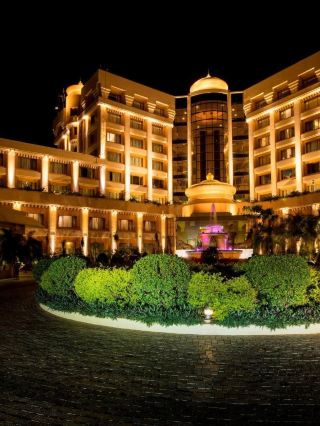 🌟 Bhubaneswar's Best Beds & Bites 🌟