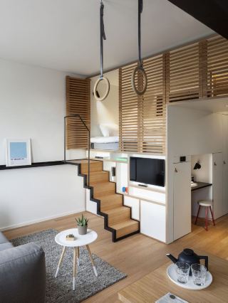 🌷🏨 Amsterdam's Hidden Gem: Zoku Hotel 🌷