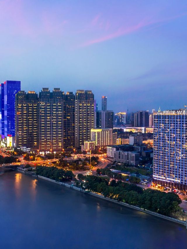 🌟 Changsha's Exotic Getaway: Riverside Views & Worldly Vibes 🌍✨