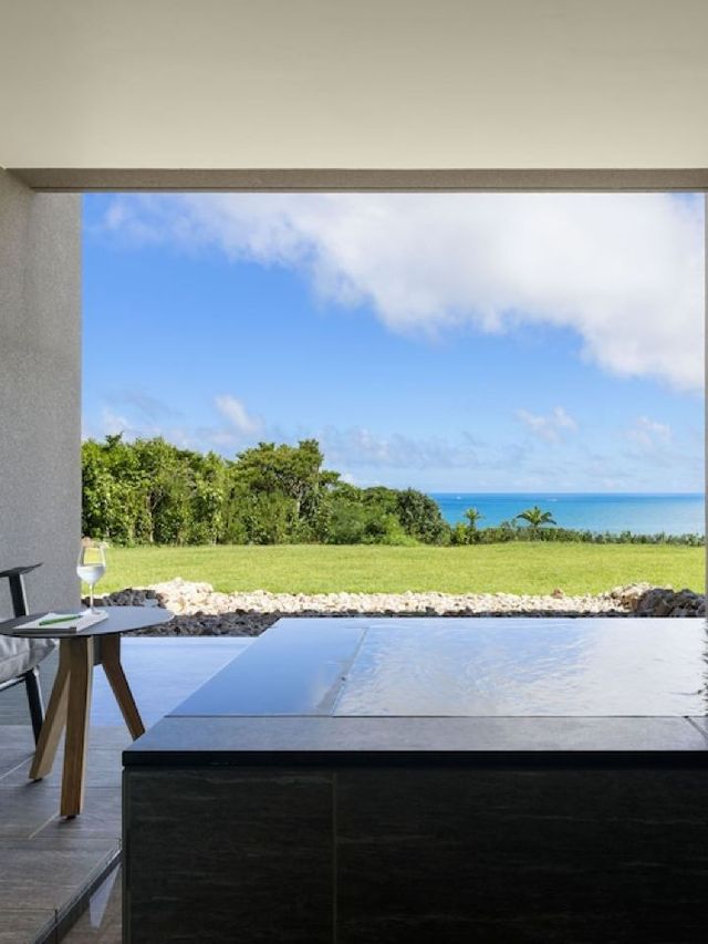 🌊🛁 Fukue Island's Finest: Goto Retreat Ray Hotel 🏝️✨