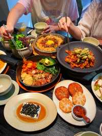 成都旅遊|逛完太古里,就來這家獨棟古宅藝術餐廳吃漂亮飯!。