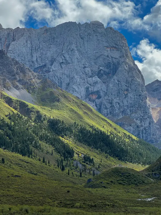 甘南徒步秘境——九天石門。