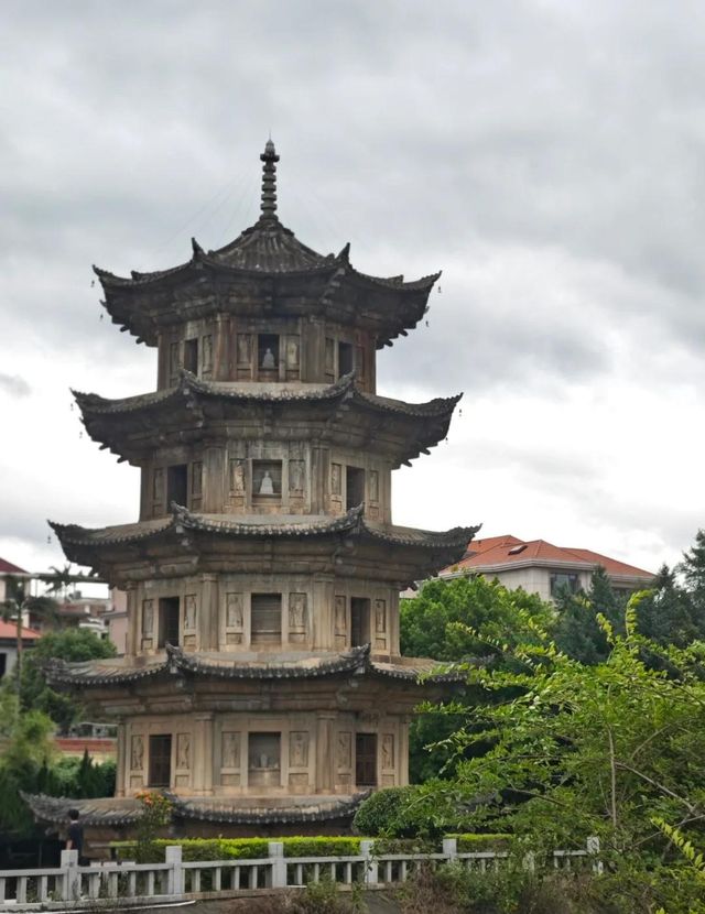 莆田南山廣化寺。