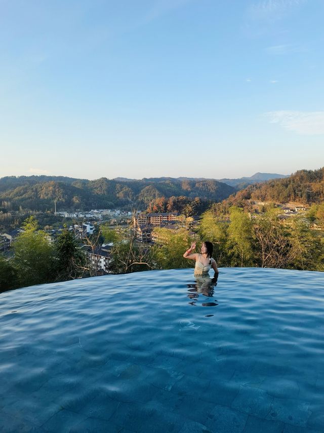 一房一私湯六安陡沙河 打卡山頂無邊泡池