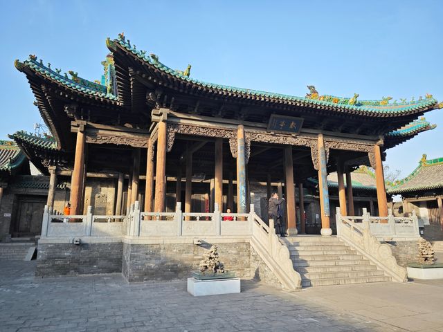 鬧市中的城市守護神