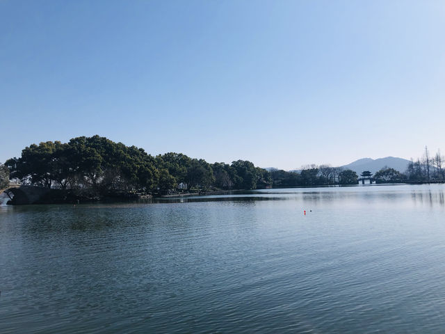 西湖美景和雷峰塔