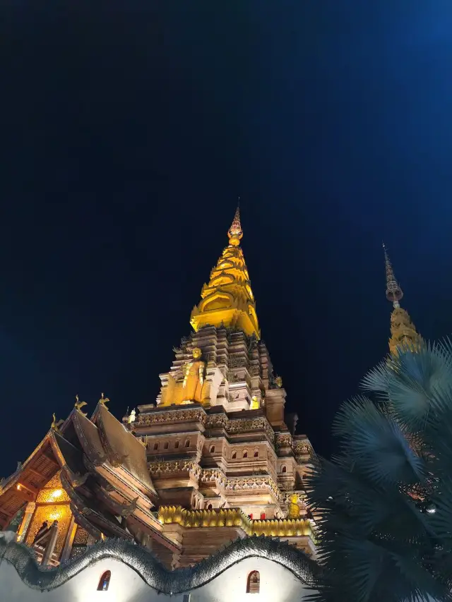 Xishuangbanna 5-Day Tour: Unlocking the Secrets of the Tropical Rainforest