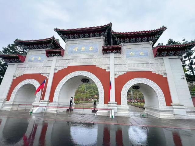 莊穆與靜美：台北忠烈祠漫步