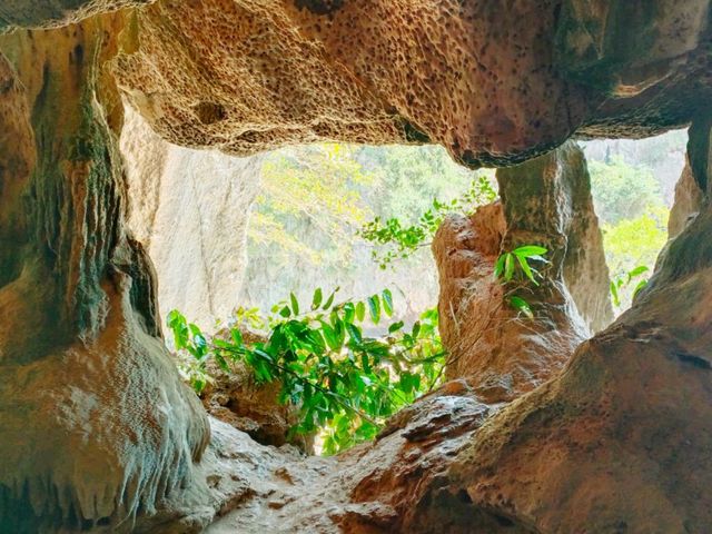 James Bond Island: Sinematic Beauty and Prestine Nature