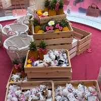 擁抱可愛嘅Hello Kitty