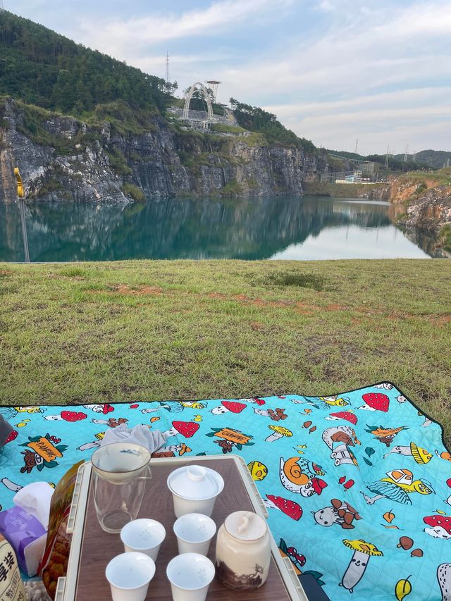 人少景靚，呢個地方太適合飲茶啦||江西吉安安福起鳳山礦坑公園