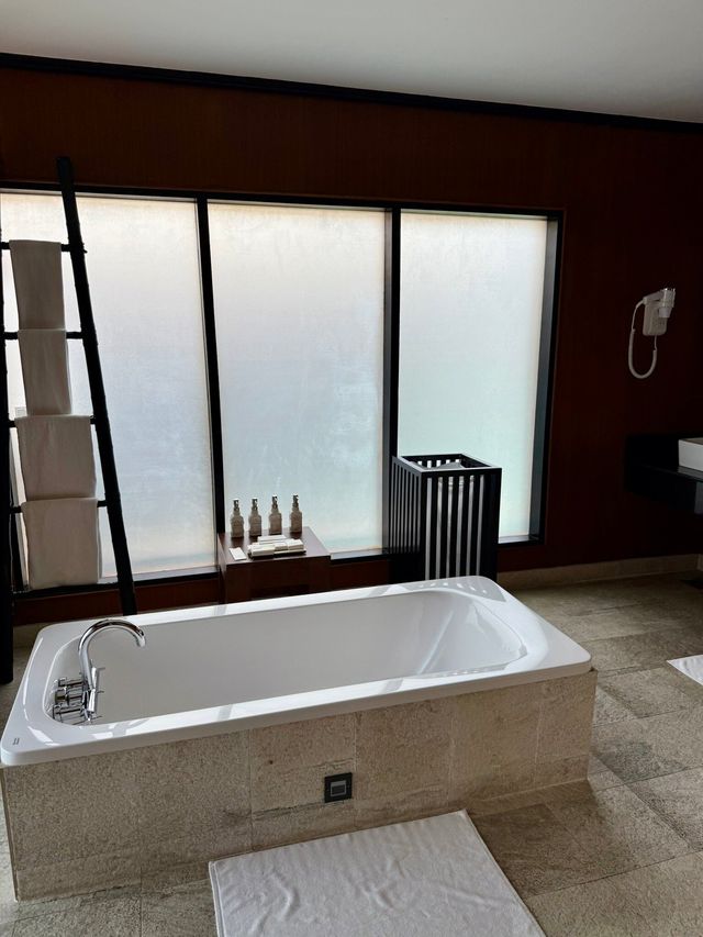A Serene Stay at Adaaran Select Hudhuranfushi