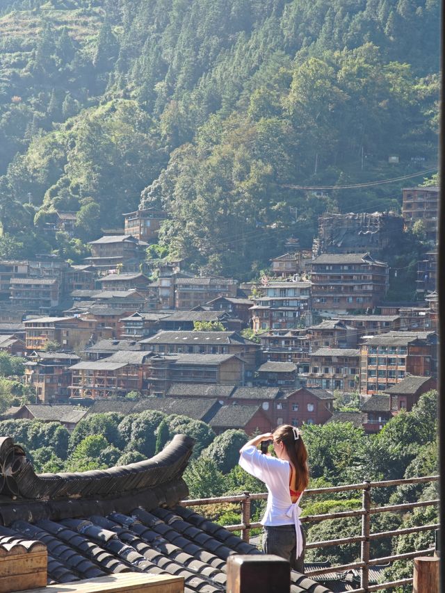 貴州！千戶苗寨住進風景裡的民宿是什麼體驗(無濾鏡版)