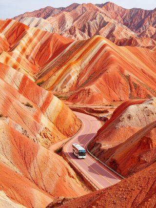 Lanzhou Ink Wash Danxia｜Step into a Real-Life Autumn Fairy Tale World