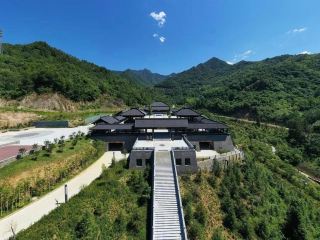 Lingbao 6-Day Budget Trip for 4000 RMB