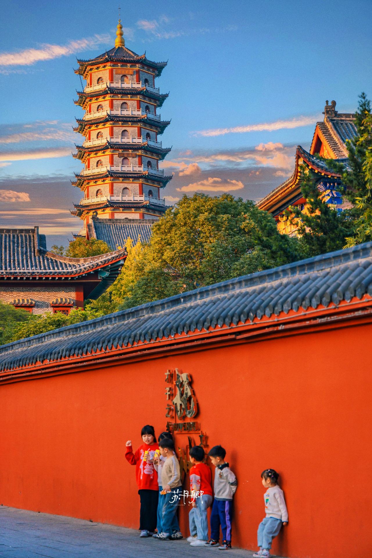 Not Wuyuan, not Jingdezhen! This underrated city in Jiangxi is a true treasure｜Fall in love at first sight