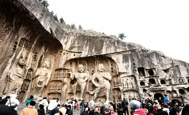 中國四大石窟之首——龍門石窟 中國四大石窟之首——龍門石窟