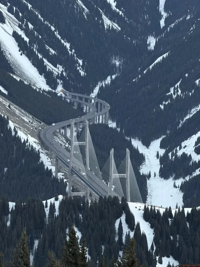 太美了吧!賽里木湖非常適合自駕!!! 太美了吧!賽里木湖非常適合自駕!!!