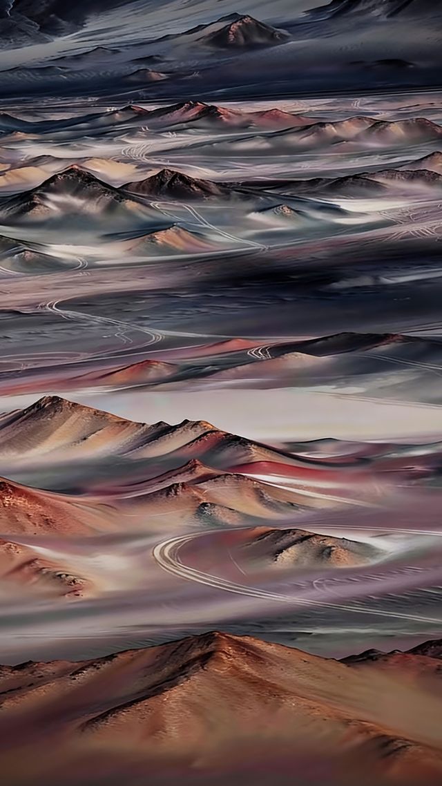 快看！太絕了！黑山與粉山的融合體！