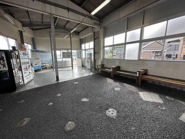 福岡・北九州。戸畑地区と若松地区を船で結ぶ『若戸渡船』