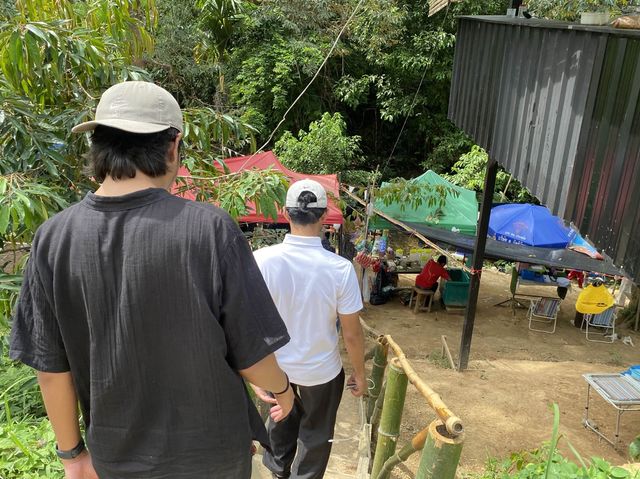เตี๋ยวแช่ขา บังนังสตา ยะลา