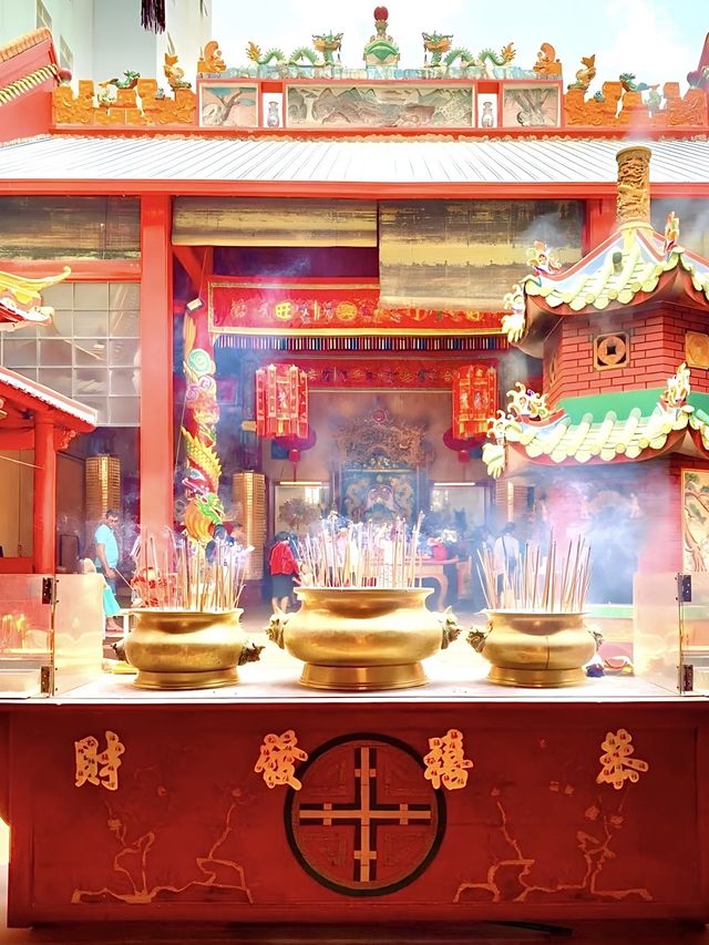 The Beautiful Guan Di Temple Chinatown KL🇲🇾