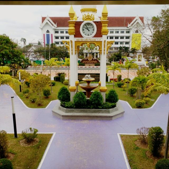 ชวนจิบกาแฟ แลวิวมุมสูง เมืองเกินร้อย