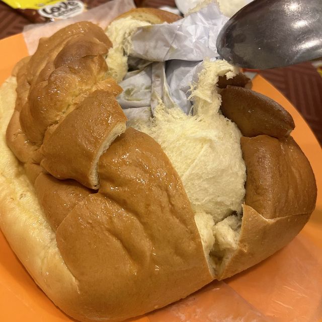 聞名的麵包雞