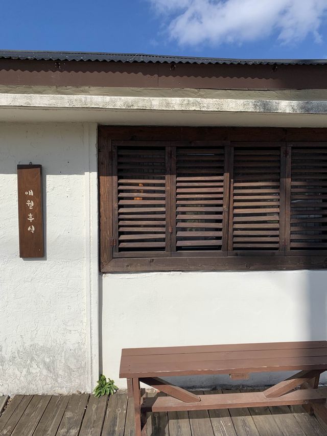 제주 애월 넓은 창의 야자수 뷰가 멋진 카페🏝️ [애월_애월후식]
