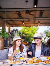 บุฟเฟ่ต์นานาชาติ ในโรงแรมหรูห้าดาว
