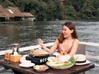 นอนแพ โดดน้ำ รวมอาหาร 2 มื้อเช้า - เย็นแบบบุฟเฟ่ต์ !!!