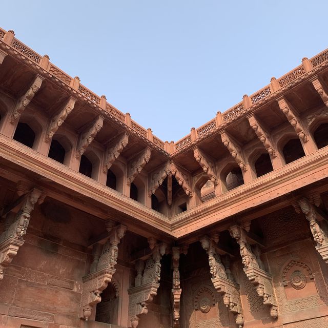 Agra Fort, best for leisure strolls!